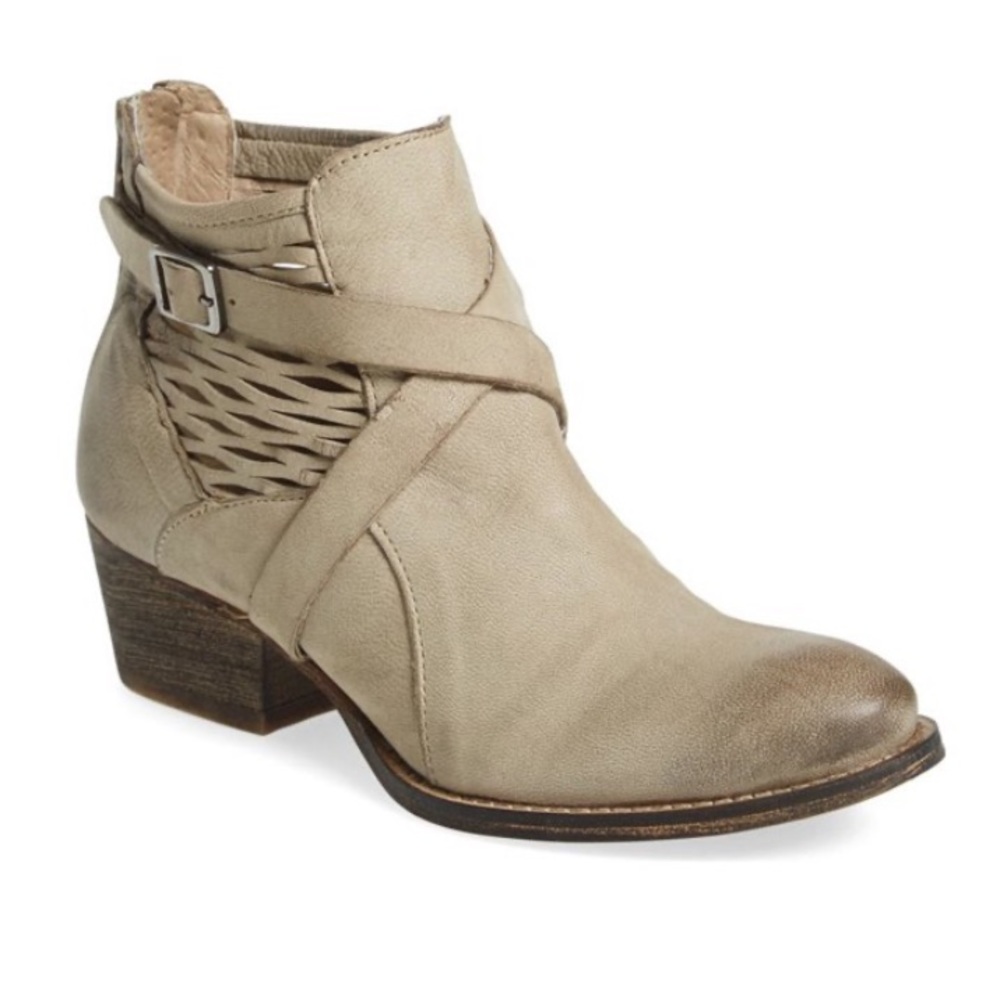 NEW Charles David York  Casual Leather Bootie Taupe Sz 10